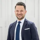 Patrick Uschakow - UK Immobilien GmbH