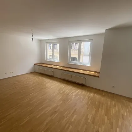 Großzügige Singlewohnung  -- OFFENER WOHNBEREICH - direkt zur UNI - Bild 3