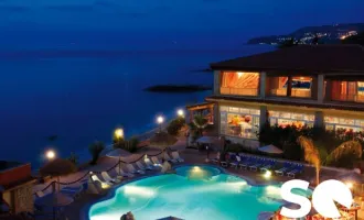 ---FABULOUS BEACHFRONT CALABRIA RESORT---