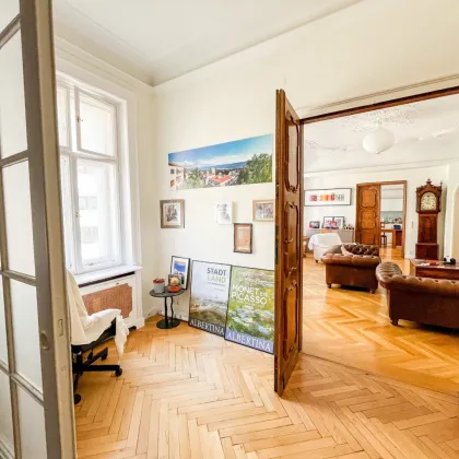 PRACHTVOLLE ALTBAUETAGE, 7-Zimmer-Wohnung in 1040 Wien - Perfekte Mischung aus Eleganz und Komfort - Bild 3