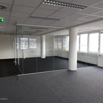 Nähe Salzburg Airport - Erstbezug Büro nach Modernisierung mieten - Bild 2