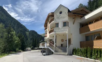 Leben Sie Ihren Traum: Wunderschönes Alpen Hotel vor den Toren der Schweiz, bei Samnaun, € 2,95 MIO, 23 Zimmer, uvm.