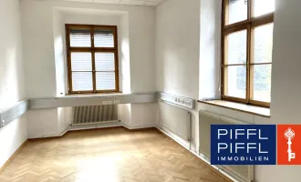 Büro im historischen Altbau im Herzen der Stadt