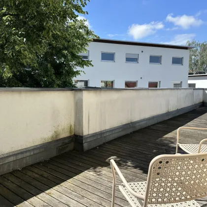 Möblierte Wohnung mit sonniger Terrasse - Bild 2