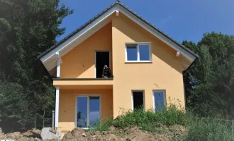 5 Zimmer-Einfamilienhaus in 3032 Eichgraben: Erstbezug, belagsfertig, 122m², Garten, Balkon, Terrasse, 2x Stellplatz, KfW-Effizienzhaus 40, provisionsfrei