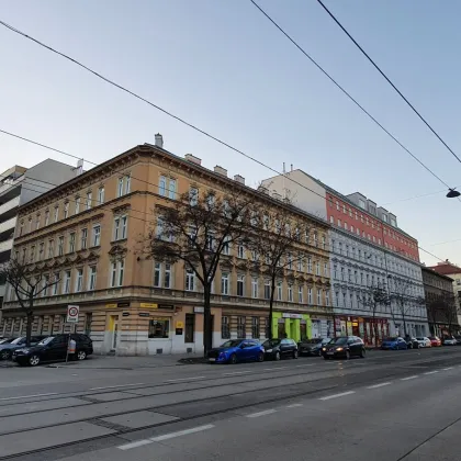 Das Haus am Haus - 1.200qm errichtbare Wohnnutzfläche auf schönem Stilaltbau - Bild 2