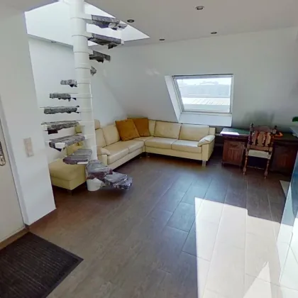 360 GRAD TOUR - Smarte Dachgeschosswohnung mit 128m2 Terrasse mit Rundumblick über Wien, an der Grenze 1010 zu 1060 - Bild 3