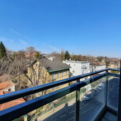 Dachgeschosswohnung auf zwei Ebenen - Grünblick - Moderne Glaselemente - Charmanter Neubau in der Gymnasiumstraße - Bild 2