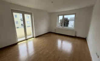 Schnell sein und 3-Zimmer Wohnung mit Balkon in zentraler dennoch ruhiger Lage in Eferding sichern! Unbefristeter Mietvertrag!