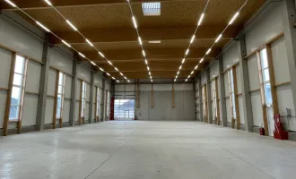 LAGERHALLE (BJ 2022) mit integrieter Bürofläche in logistisch perfekter Linzer Zentralraumlage - (hochregaltaugliche) Innenhöhe 9 m - staufreie Verkehrsanbindung - max. Flexibilität dank moderner Bauweise!