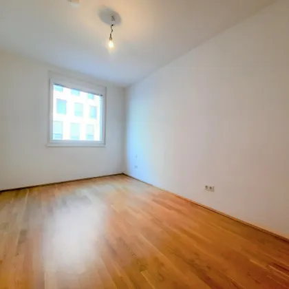 Top 2 Zimmerwohnung mit 11 m² Loggia in zentraler Lage - Bild 3