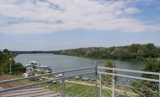Einzigartiger Blick auf die Donau! Einfamilienhaus mit 2 Wohneinheiten