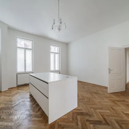 Grand Park Residence: Herrschaftlicher 6-Zimmer Altbau mit Weit- und Grünblick - Bild 2