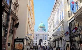 FLAGSHIP STORE in Fußgängerzone Nähe Graben- Branchenfrei