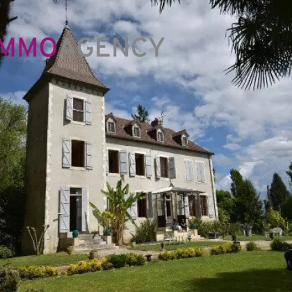 Einzigartige Gelegenheit: Ein charmantes Chateau in Südfrankreich mit Pyrenäen Aussicht - Bild 3