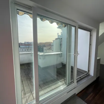 Wohnen über den Dächern von Wien - Moderne 2-Zimmer-Dachwohnung mit Terrasse - Bild 2