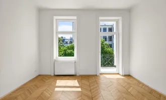 Charmante 2- Zimmer Altbauwohnung mit Balkon!