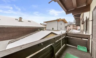 Sanierungshit mit Streifblick, Skistadl, Garage, Balkon - Mitten in Kitzbühel