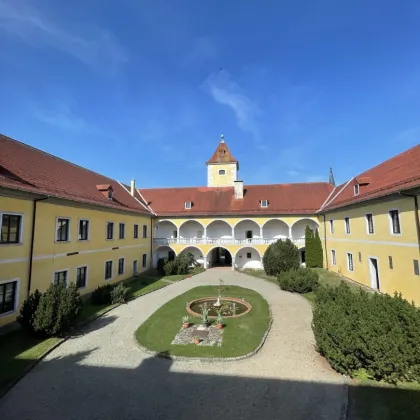 Traumhaftes Schloss in idyllischer Lage - Verkauf oder Vermietung! - Bild 3