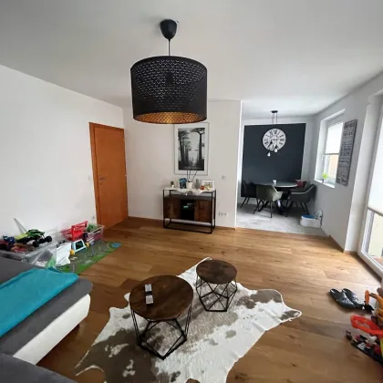 Ausgezeichnet geschnittene 3 Zimmerwohnung in zentraler Lage zu verkaufen - Bild 2