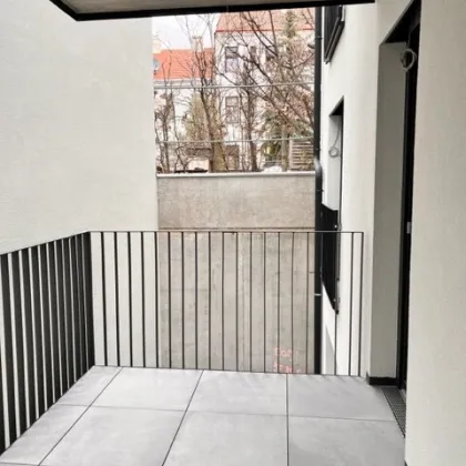 Moderne Erstbezug-Wohnung mit Balkon in zentraler Lage  (top 6 /B) - Bild 2