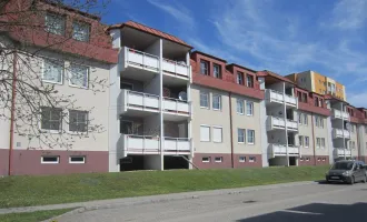 geräumige und unbefristete 3-Zimmer-Wohnung mit Loggia