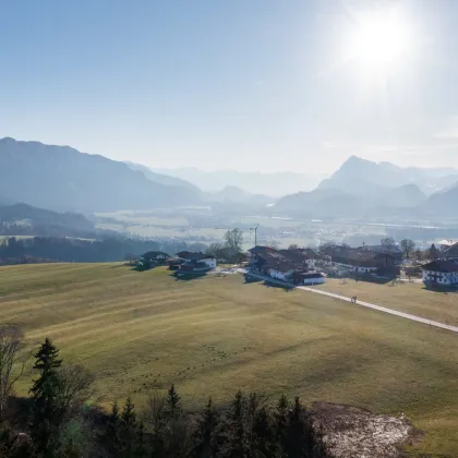 Gewidmetes Gewerbegrundstück am Niederndorferberg mit Panoramablick - Bild 2