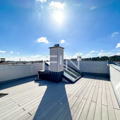 Blick über Wien - Stilvolle 4-Zimmer-Maisonette mit eigener Dachterrasse und Weitblick! - Bild 2