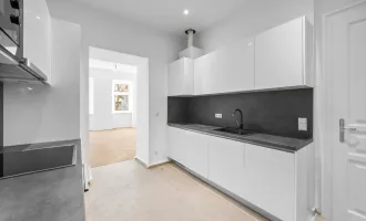 Erstbezug | Sanierter Altbau | 13m² Süd-Balkon | 3 Minuten zur U3 |  Hochwertige Küche