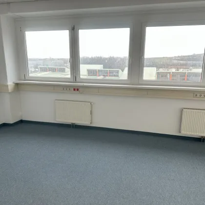 Zentral gelegene Bürofläche mit effizientem Grundriss - 4 Zimmer - im IZ-NÖ Süd - Bild 3