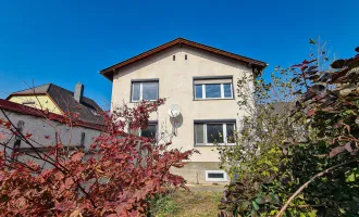 Zweifamilienhaus mit 6 Zimmern, Garten und Gartenhäuschen!