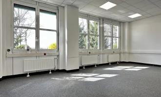 Bürofläche im Concorde Business Park | 5 Räume auf 191m2 mit Teeküche und getrennten Toiletten (D2/6A)