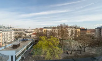 ERSTBEZUG // 3 ZIMMER DACHGESCHOSSWOHNUNG MIT BALKON +  MODERNE MARKENKÜCHE MIT GERÄTEN // ERLACHPARK