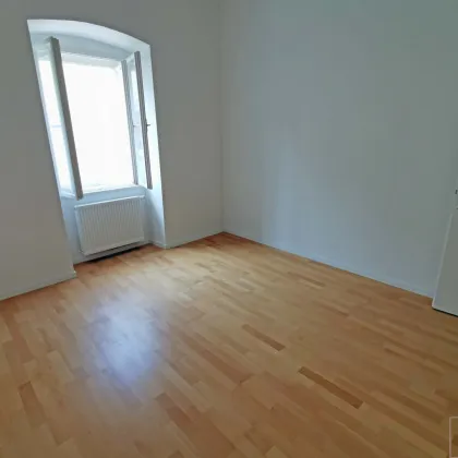 DB IMMOBILIEN | Vermietete, top sanierte Wohnung zu kaufen! Kurzzeit Vermietungen möglich! - Bild 2