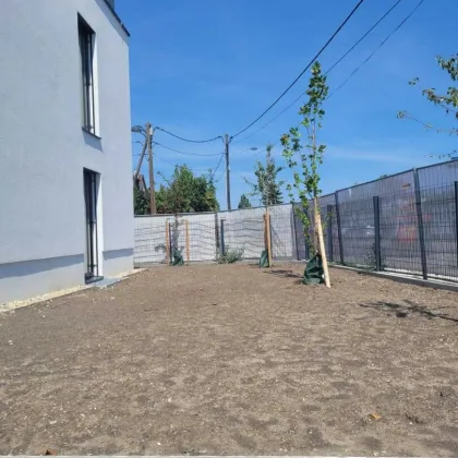 Traumhafte 4 Zimmerwohnung mit sonnigem Garten im Erstbezug - Bild 2