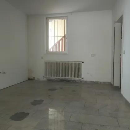 Unmöbliertes Geschäftslokal mit ca. 130 m² Nutzfläche im Zentrum von Bruck/Mur zu mieten ! - Bild 3