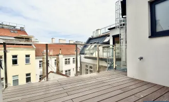 Extravaganter Dachgeschoss-Erstbezug in begehrter Lage!