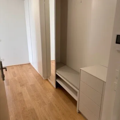 3-Zimmer-Luxuswohnung inkl. hochwertiger Küche und Loggia Außenfläche im 15. Stock im TwentyTwo Tower /AP05 T132 - Bild 2