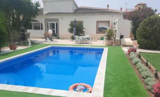 Spanien! Haus bzw. Finca in Costa Blanca, La Marina, mit Gästehaus, 5 Zimmer, Pool, Carport   