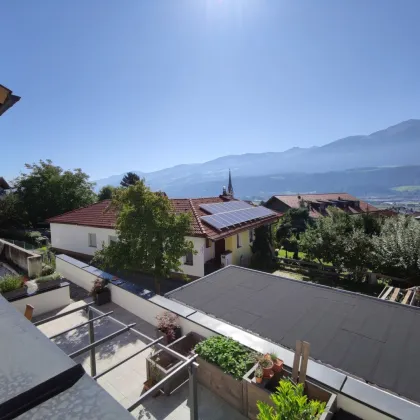 Sonnige 3 Zimmer Wohnung Nähe Innsbruck mit Panorama-Bergblick - Bild 2