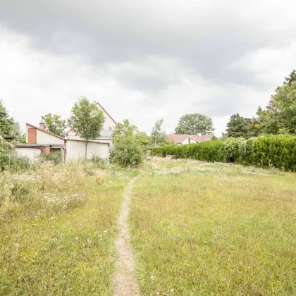 Großes, gut geschnittenes, ebenes Bau-Grundstück mit ca. 1.119 m² | schöne, beliebte Einfamilienhausgegend - Bild 2