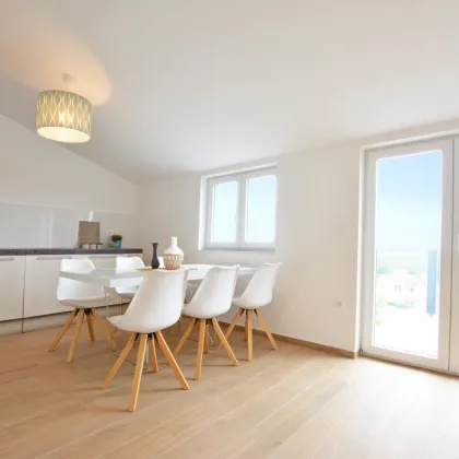 Exklusive 4- Zimmer-Penthouse-Wohnung mit Meerblick Nähe Porec Erstbezug - Bild 2