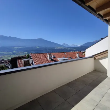 MIETKAUF MÖGLICH! Elegante 3 Zimmer Mansardenwohnung Nähe Innsbruck mit Panorama-Bergblick - Bild 3