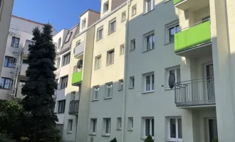 Lichtdurchflutete Wohnung mit kleinem Balkon