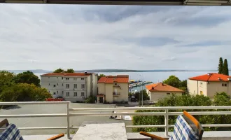 TOP LAGE 2 Zimmerwohnung direkt am Meer beim Kieselstrand Crni- Molo in Crikvenica