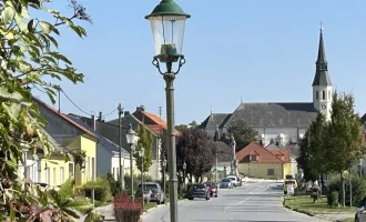 Zum VERKAUF! Genug grosses Grundstuck mit Sanierungsbedürftiges Haus in Bockfließ