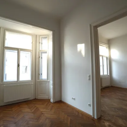 Sonnendurchflutete Erkerwohnung mit Loggia - Bild 2