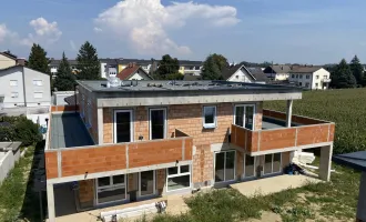 Eigenheim mit  Dachterrasse und Begrünung, Estrich bereits fertig