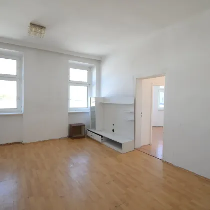 ++NEU++ Leistbare 3-Zimmer Altbau-Wohnung mit viel Potenzial! Toller Grundriss - Bild 2