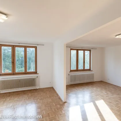 Aktuell im BIETERVERFAHREN zu erwerben. Prachtvoller Grünblick: Helle, ruhig gelegene 4-Zimmer Balkonwohnung nächst Neustift am Walde  -  Besichtigungen bis zum 04.10.2024 möglich - Bild 3